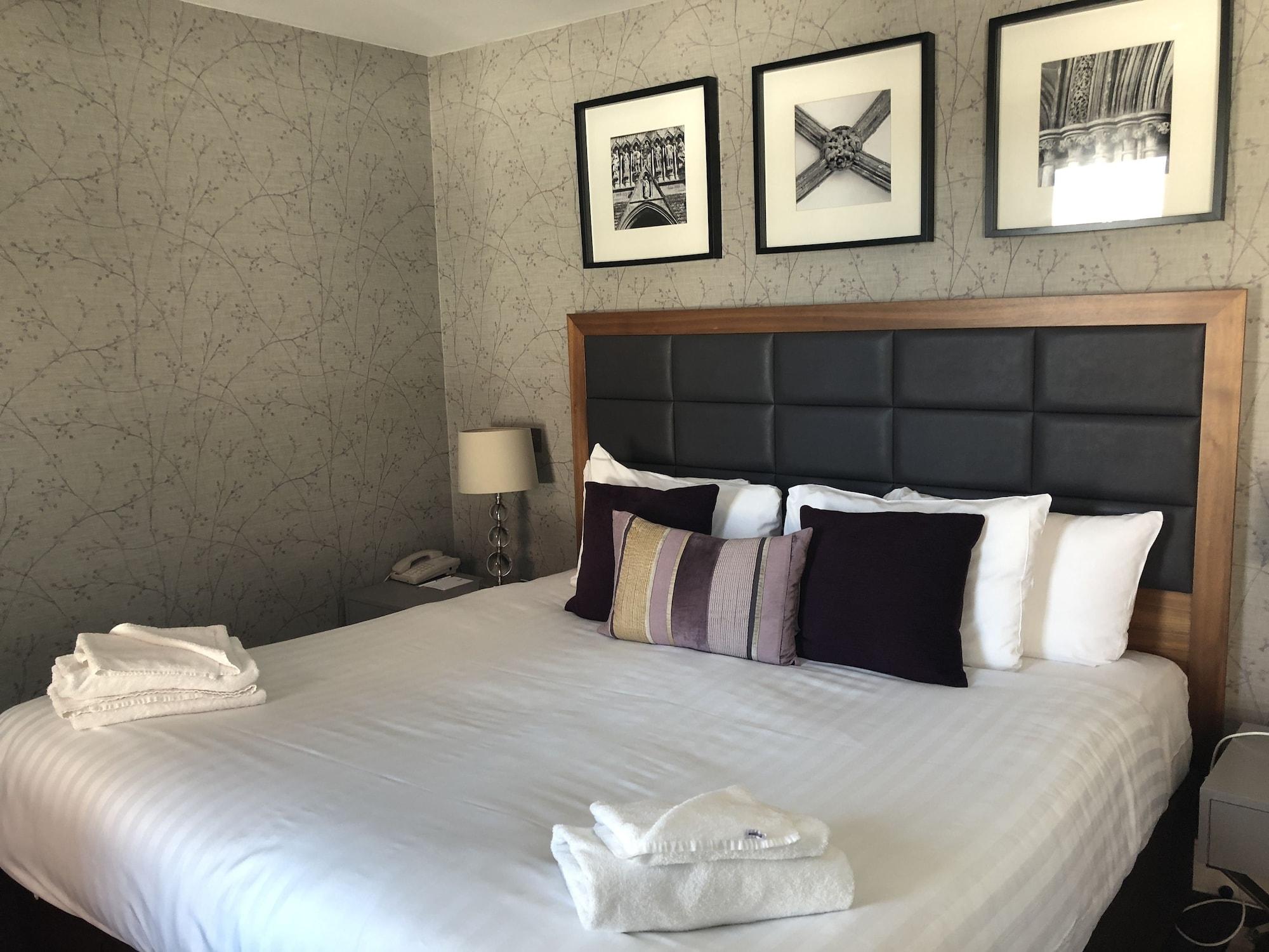 Western Red Lion Hotel
