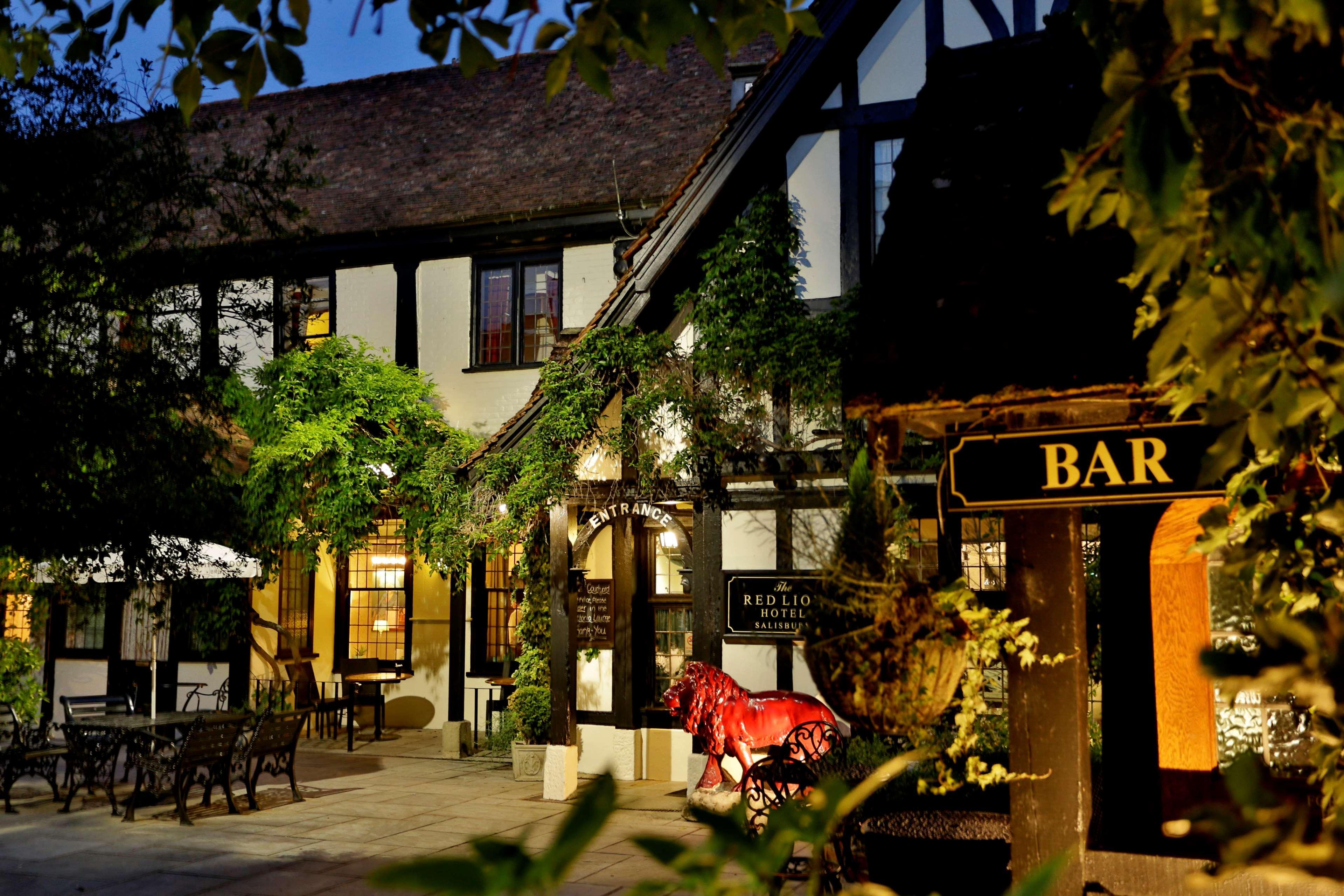 Western Red Lion Hotel